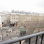 Studio parisien face metro Pigalle - Paris 9 - 2p